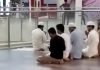 हिन्दू खतरे में है ?लखनऊ के लुलु मॉल में पढ़ी जा रही नमाज, वीडियो वायरल होने के बाद मचा हंगामा हिंदू संगठन ने दी चेतावनी।