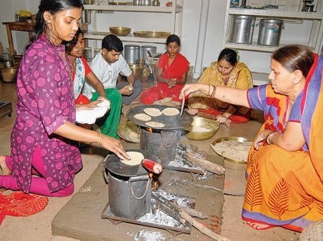 rabri-devi-5615183a8726a_exlst